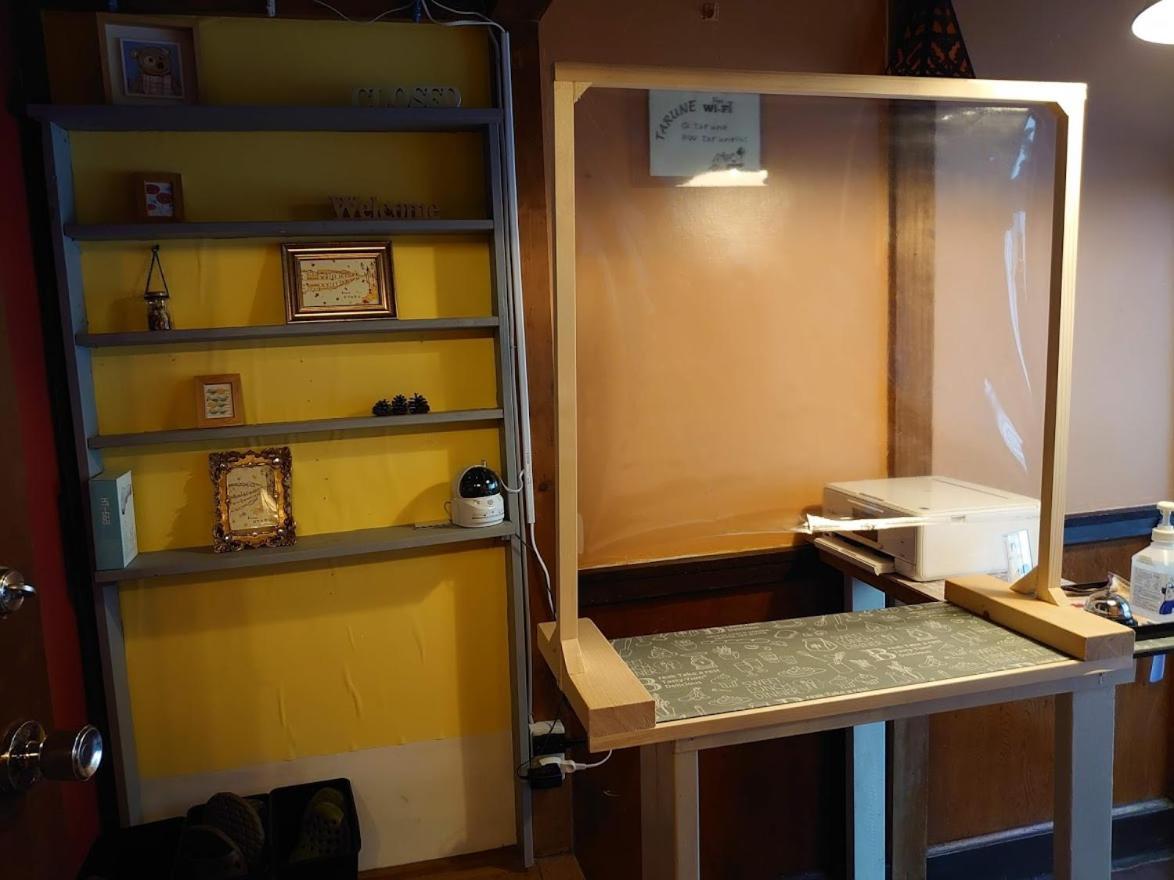 Otaru Guest House Tarune Екстер'єр фото