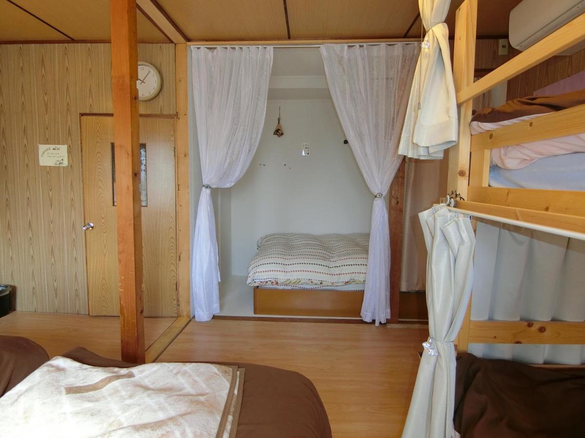 Otaru Guest House Tarune Екстер'єр фото